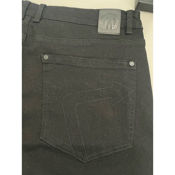 NWT Born Fly Jeans Mens Size 36 Distressed Embroidered Black Patchwork Denim - Picture 8 of 10